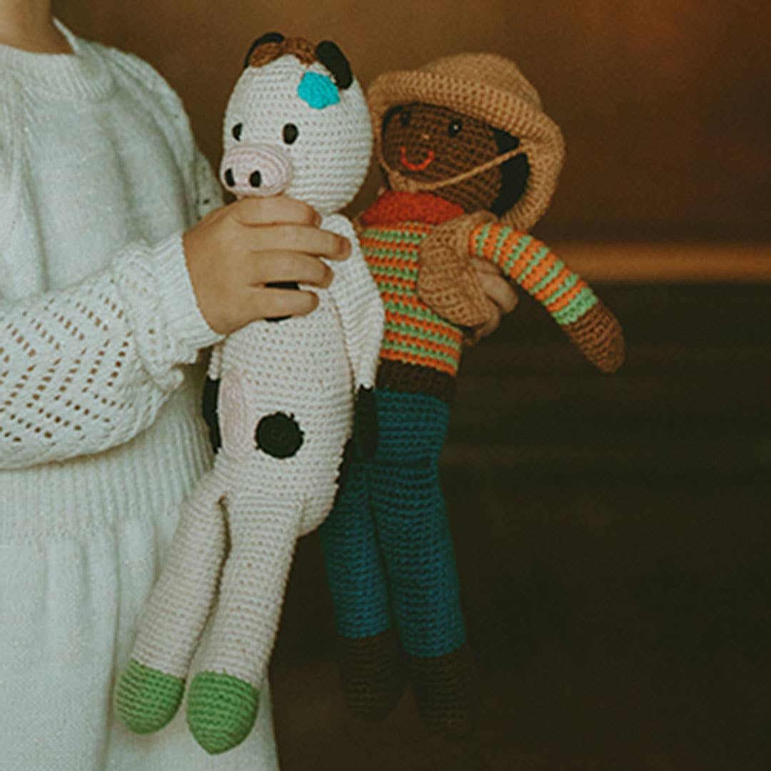 Plush Farm Animal - Cuddly Cow