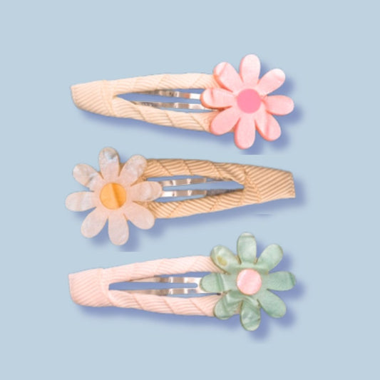 LILIES & ROSES - Daisy Flower Pastel Pearl Snap Clips