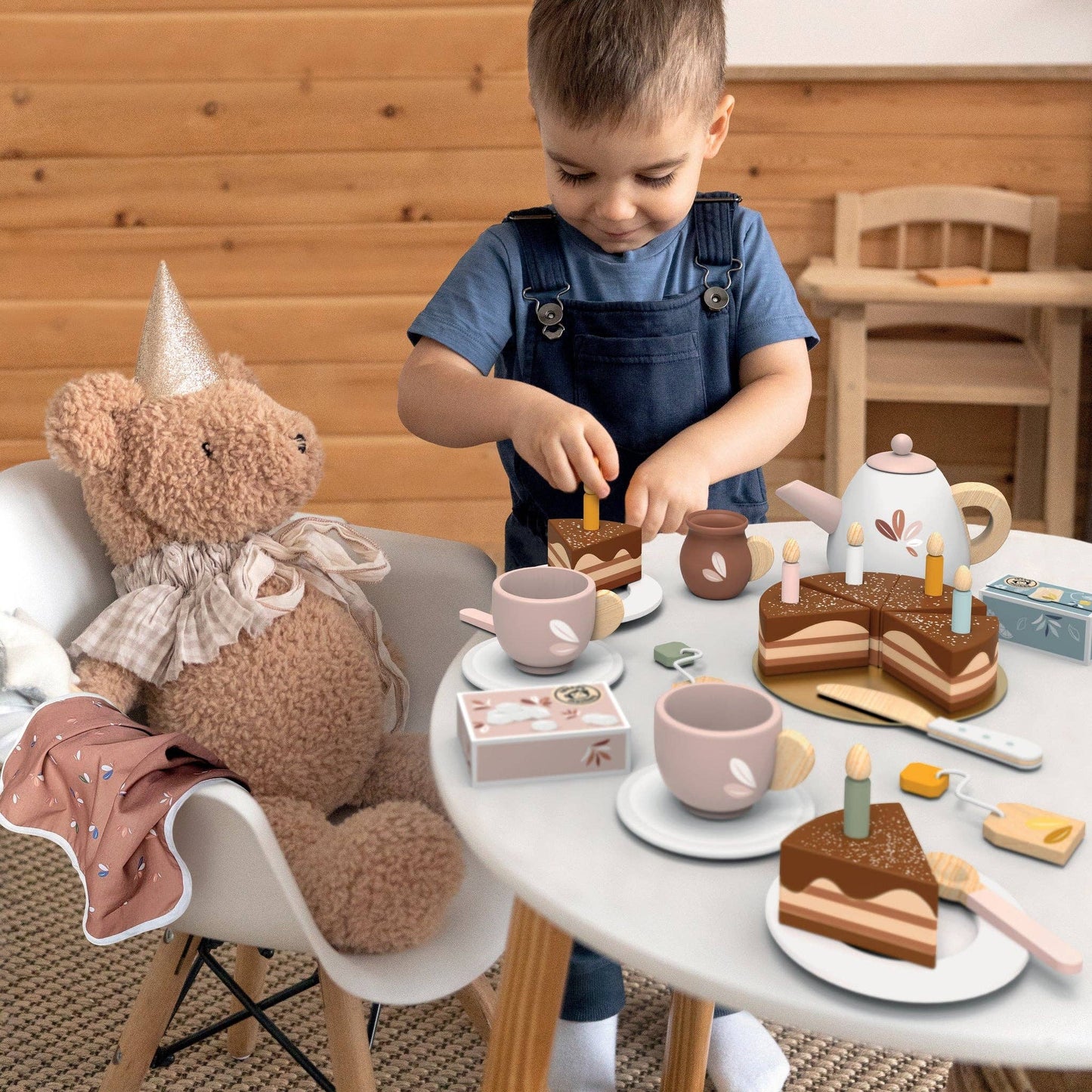 SPEEDY MONKEY - Birthday Tea Set