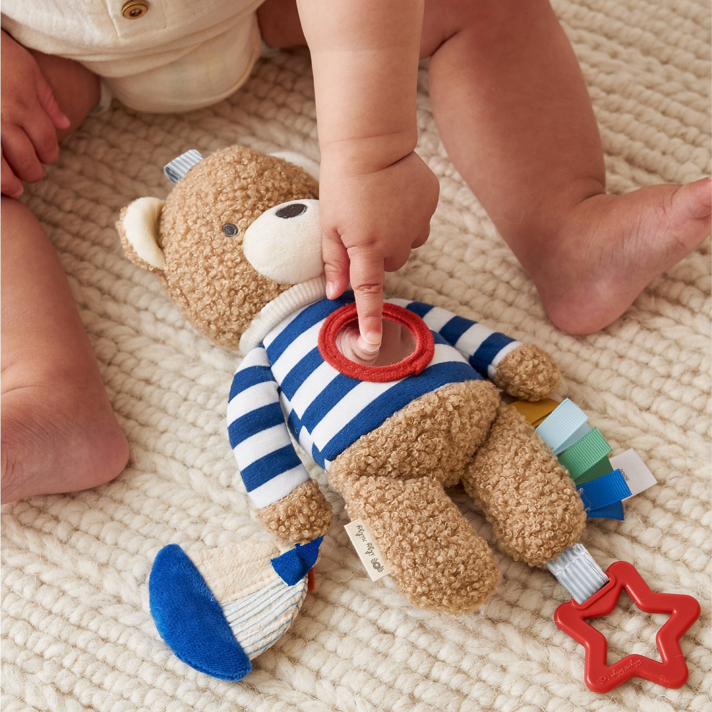 *NEW* Bitzy Traveler™