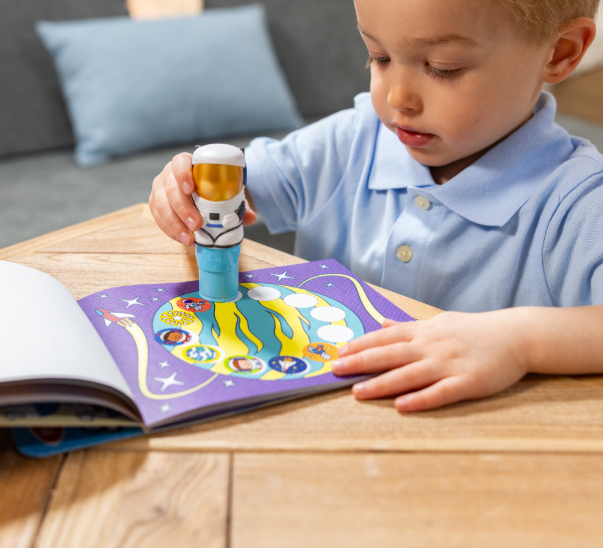 MELISSA & DOUG - Sticker WOW! Activity Pad Set - Astronaut