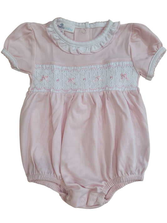 MAGNOLIA BABY - Amelia´s Classic Solid Smocked S/S Girl Bubble Pink