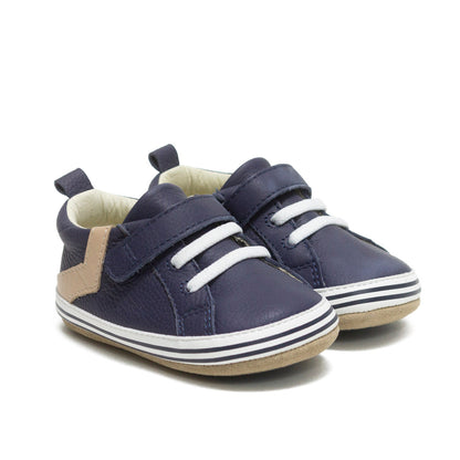 ROBEEZ - Adam First Kicks Navy