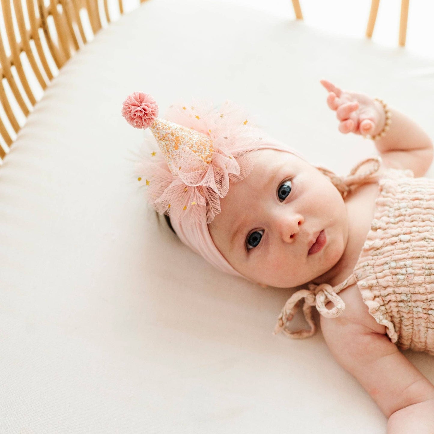 NOVELTY: birthday hat LE