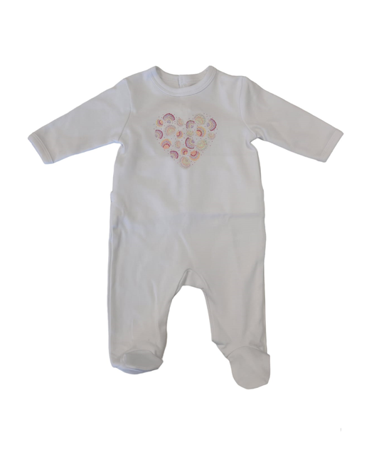 CARREMENT  BEAU - Newborn Backsnap Footie With Seashell Heart Graphic