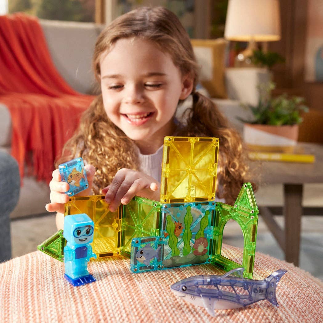 MAGNA-TILES - Shark Dive 13 Piece Set